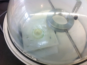 glass-sample-vacuum2